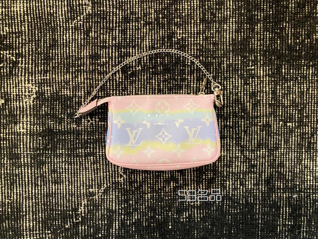 LV限定小麻将包,clemence lv钱包