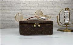 Lv化妆品包,lv与gucci