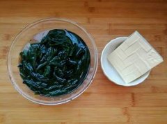 干裙带菜泡了一夜能吃吗？