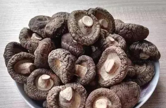 孕妇可以吃冬菇吗？吃冬菇需要注意什么