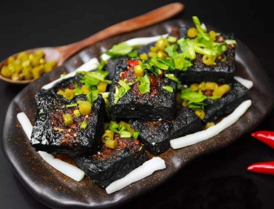 臭豆腐有黑色素吗？臭豆腐吃了对身体好不好