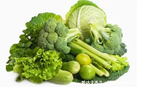 别只知道放冰箱！蔬菜这样储存，不易变质、营养流失也少了