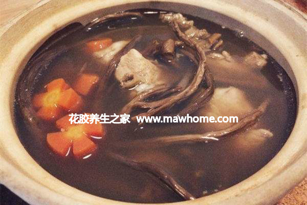 花胶茶树菇炖排骨