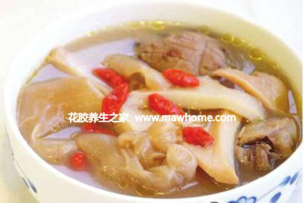 响螺花胶乌鸡汤
