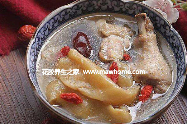 花胶土鸡汤的做法