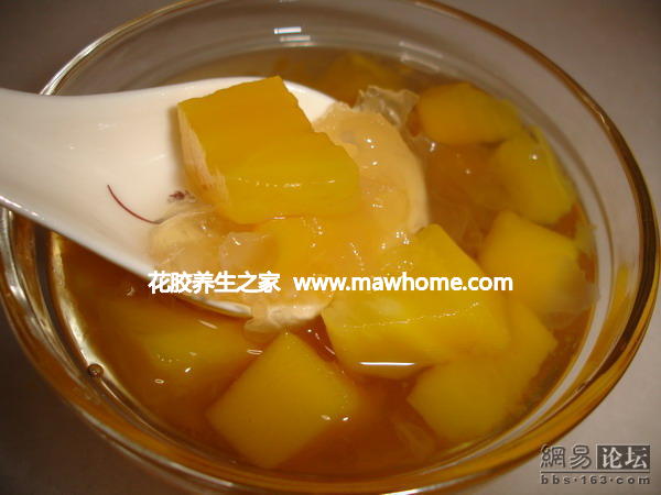 冰糖雪耳花胶炖木瓜4