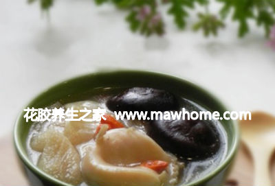 鱼肚鲍鱼鸡汤