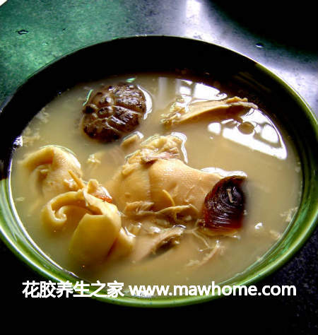 花胶鲍鱼螺片瑶柱煲鸡汤