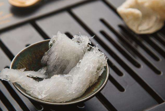 冬虫夏草燕窝需要炖多长时间,冬虫夏草燕窝适合人群