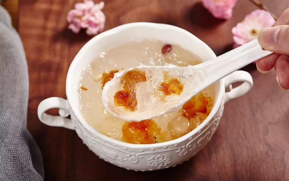 雪梨燕窝孕妇能吃吗,雪梨燕窝功效与作用