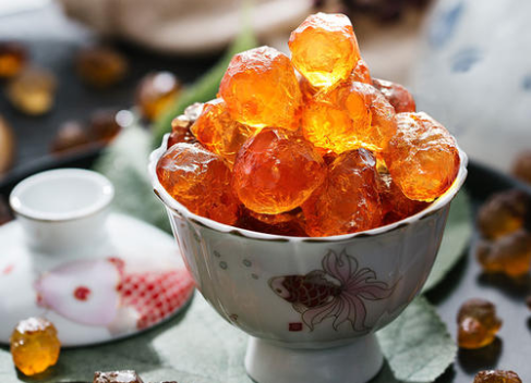 桃胶炖出来有点酸正常么,桃胶炖出来有点苦