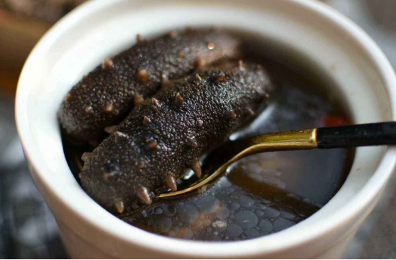 海参汤怎么做最有营养,排骨海参汤怎么炖最好喝