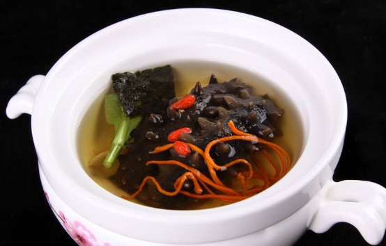 海参汤怎么做最有营养,排骨海参汤怎么炖最好喝