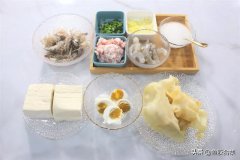 咸鸭蛋鲜虾鱼胶炖豆腐的做法，咸鸭蛋炒豆腐怎么做