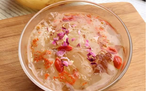 桃胶有什么吃法,雪燕,桃胶,皂角米一起煮可以吗