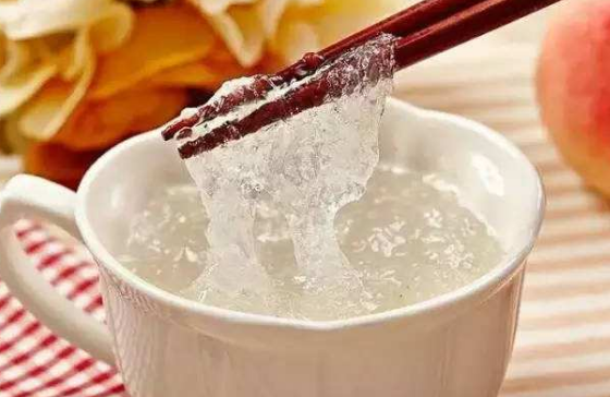 炖的燕窝口感有点脆是没熟吗,燕窝应该是什么口感