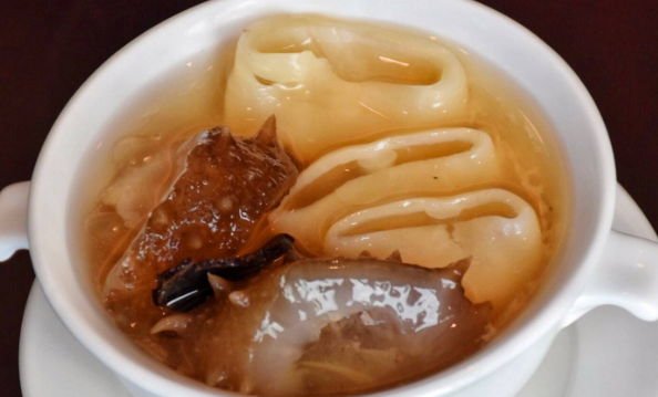 红枣牛奶炖花胶上火吗,孕妇可以吃吗