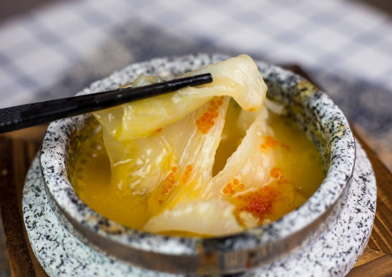 鱼胶的营养在于肉还是汤