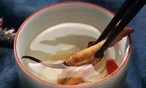 虫草石斛炖瘦肉的功效